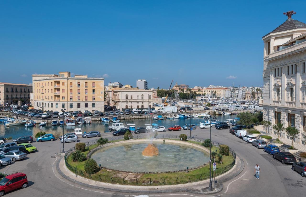 Riva Apartments By Wonderful Italy Syracuse ภายนอก รูปภาพ